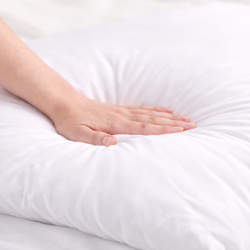 18 x 18 Inch Throw Pillow Inserts, Square Polyester-Filled Pillow Forms for Decorative Covers, White - Set of 4