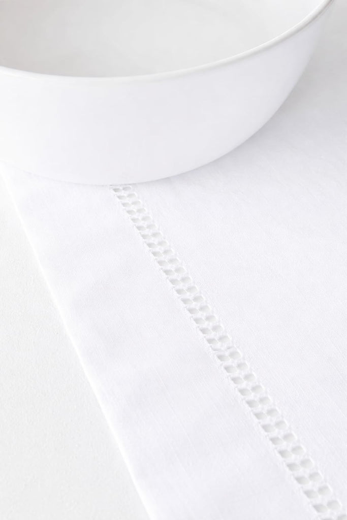 Classic Solid Color Hemstitch Border Table Linen for Dining Table, Banquet, Wedding, Family Dinner, White, 40 x40