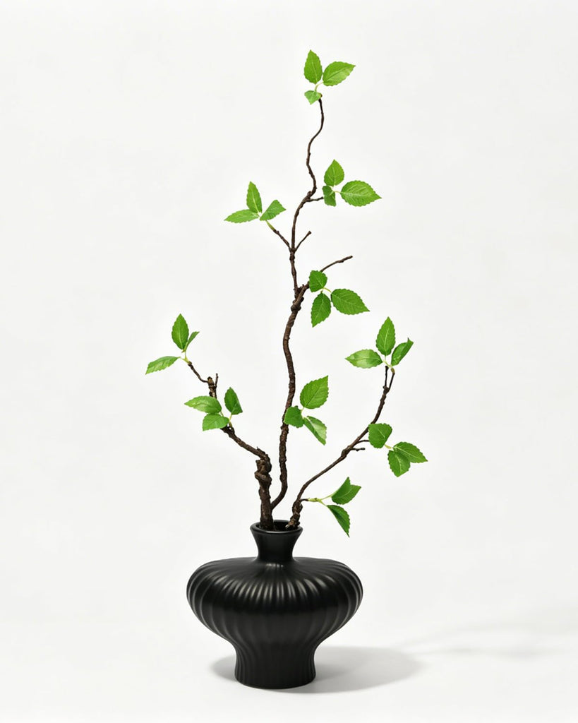Heart Shaped Vase with Artificial Branch Set, 1 pcs Artificial Stem in Black Ceramic Vase, 22" Fake Plants &