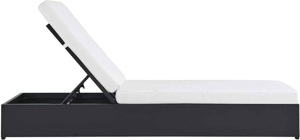 Aluminum Outdoor Chaise Lounge in Gray White with Weather-Resistant Cushions, Perfect Patio Sunbed or Recliner