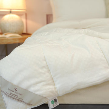 Classic Wool Comforter (Midweight for All Season, )