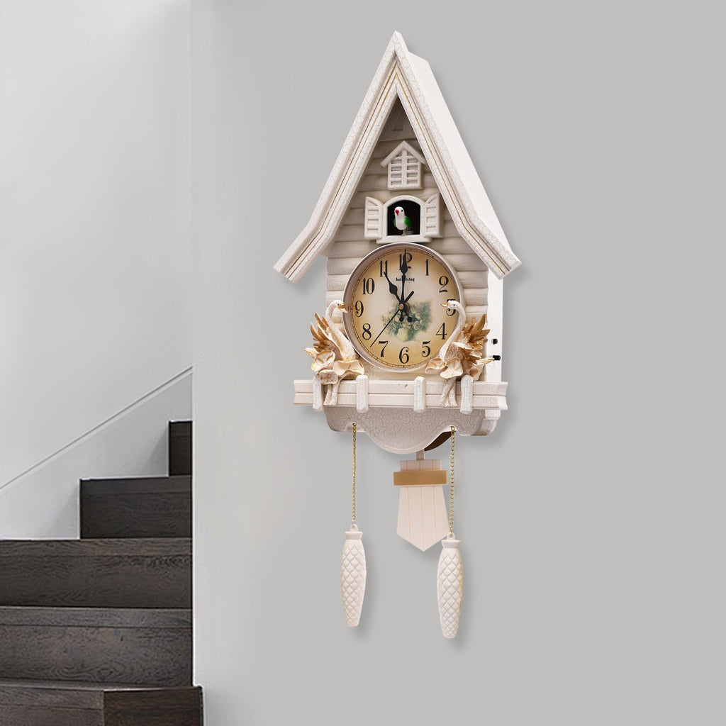Black Forest Wall Clock, Modern Creative Silent Wall Clock, Realistic House and Cuckoo Shapes, Battery Powered(Not