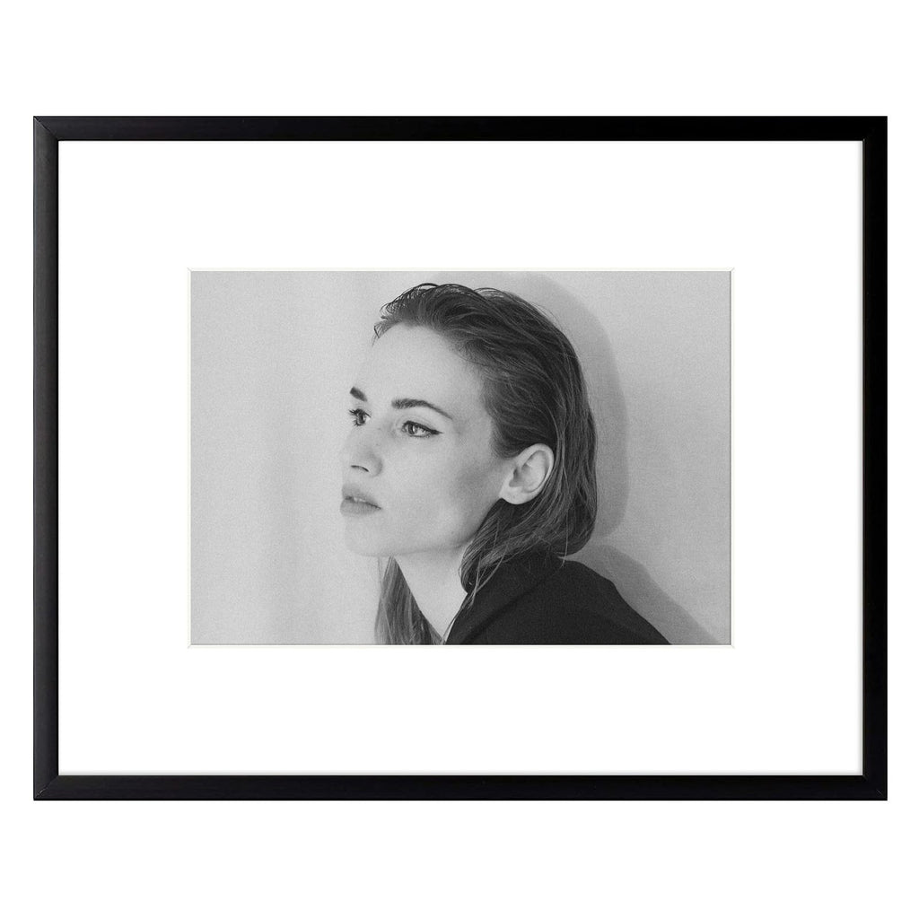8x10 Black Aluminum Frame with White Mat, Real Glass