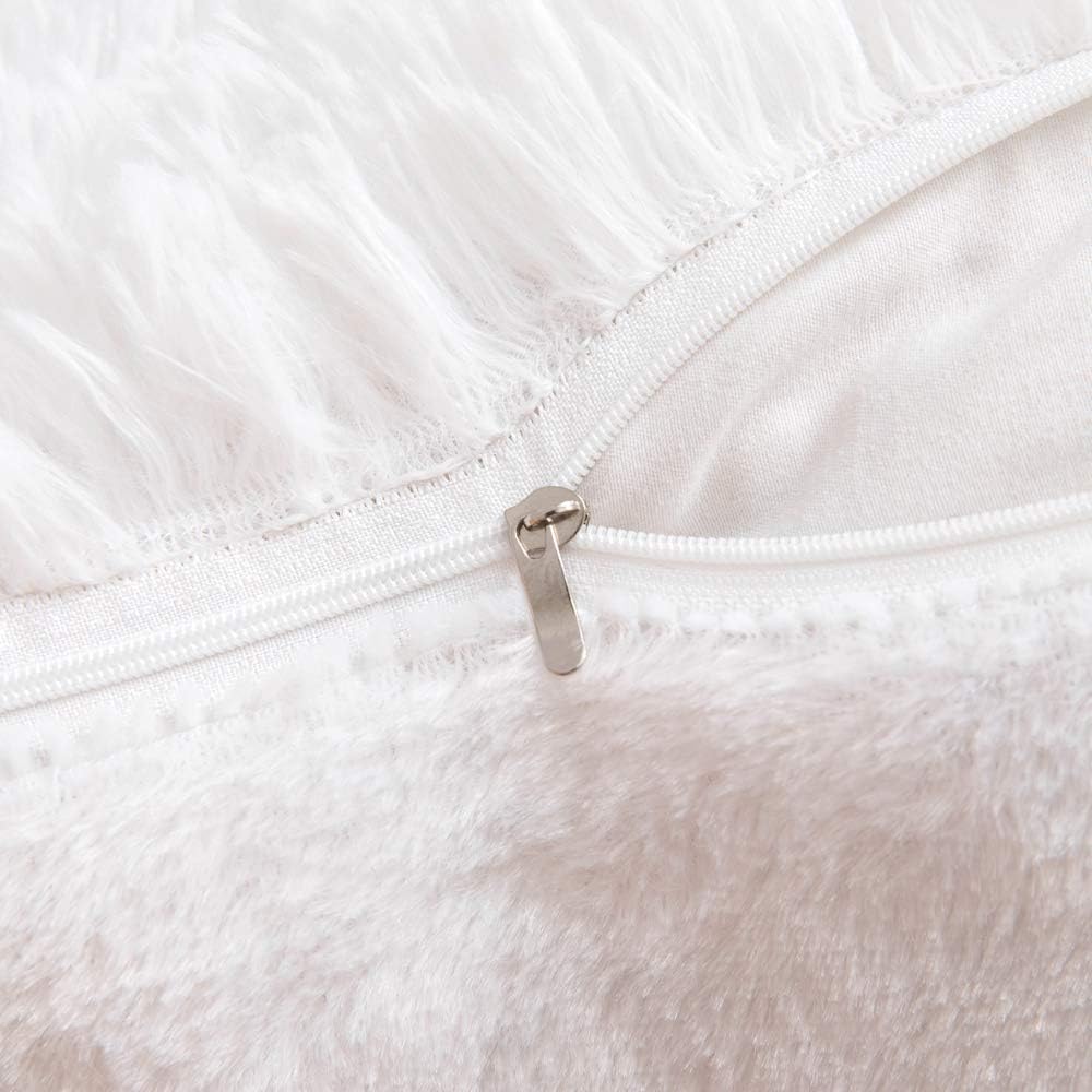 Pack of 2 White Throw Pillow Covers Luxury Fluffy Pillows Faux Fur Decorative Pillows Plush Cushion Case Fuzzy
