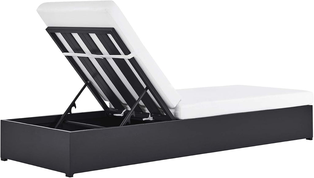 Aluminum Outdoor Chaise Lounge in Gray White with Weather-Resistant Cushions, Perfect Patio Sunbed or Recliner