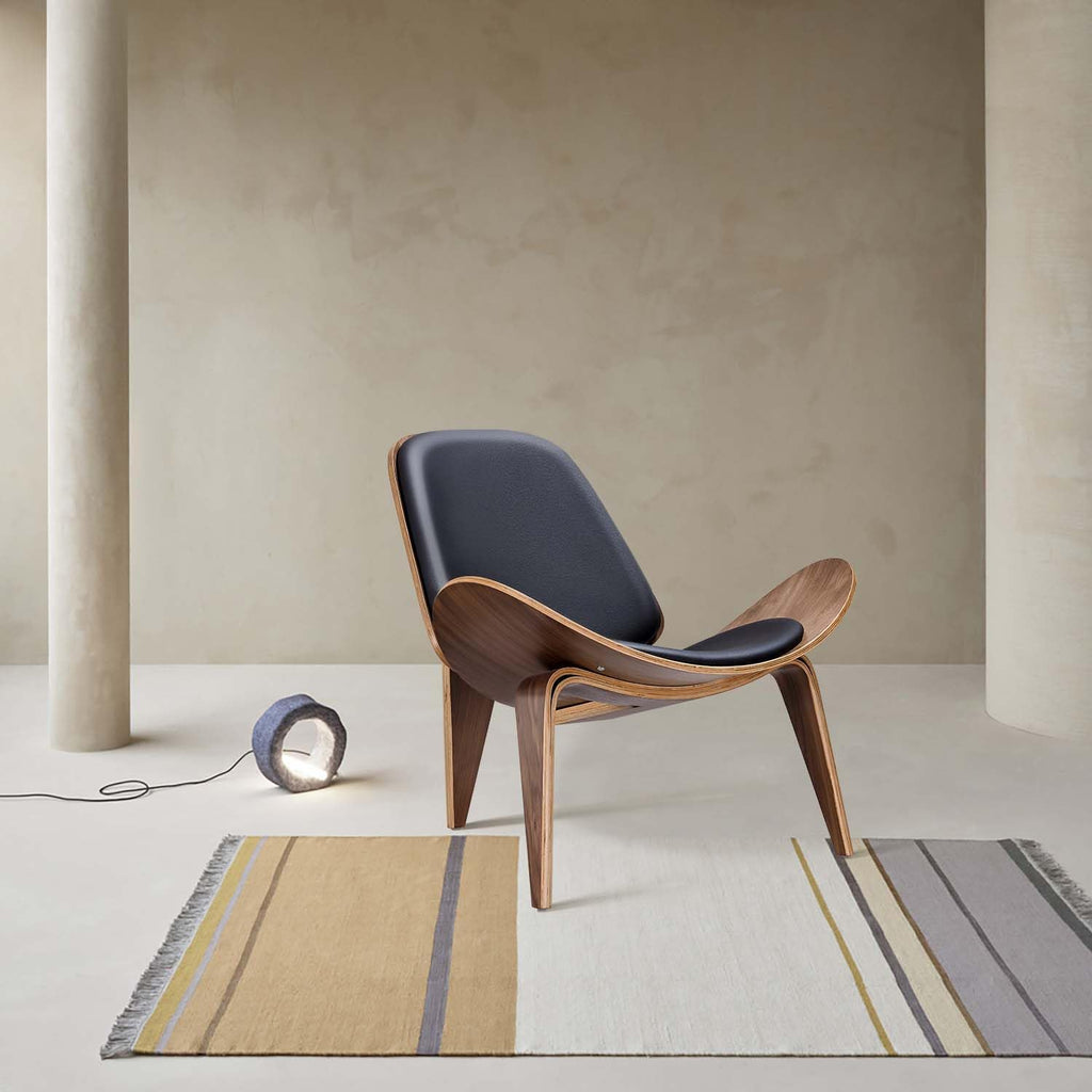 Mid Century Modern Shell Lounge Chair, PU Leather, Tripod Plywood Classic Design Solid Wood Accent Chairs , Reading