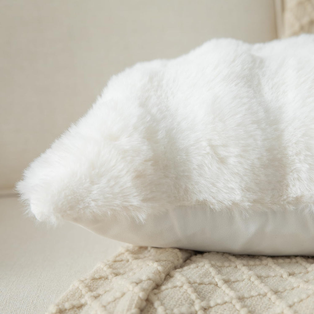 Pack of 2 Cream White Thick Soft Wool Decorative Throw Pillow Covers 18x18 Inch Faux Fur Plush Fluffy Cushion Covers