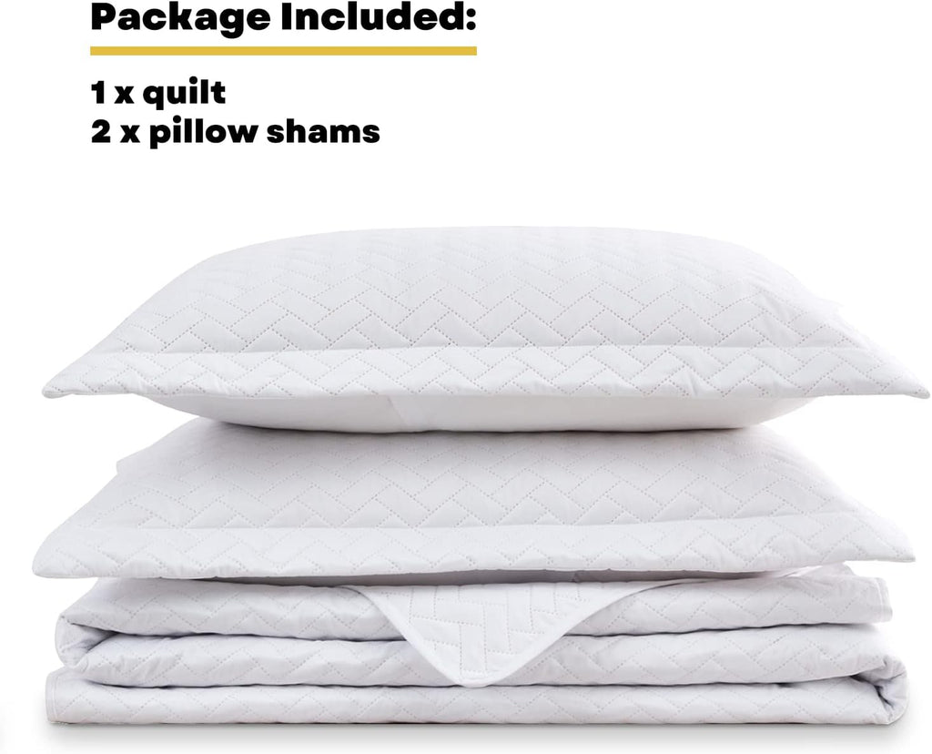 White Quilt Set, Lightweight Bedspread Ultrasonic Chevron Pattern Light Coverlet for All Season Comforter