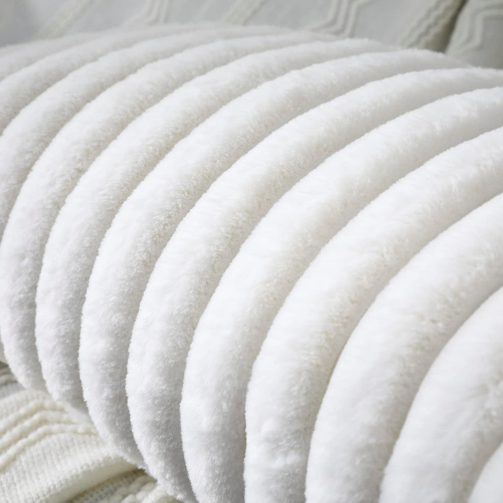 Faux Fur Decorative Lumbar Throw Pillow Covers 14 x 26,Long Boho Lumbar Pillow Covers Pillow Case Cushion Case,White