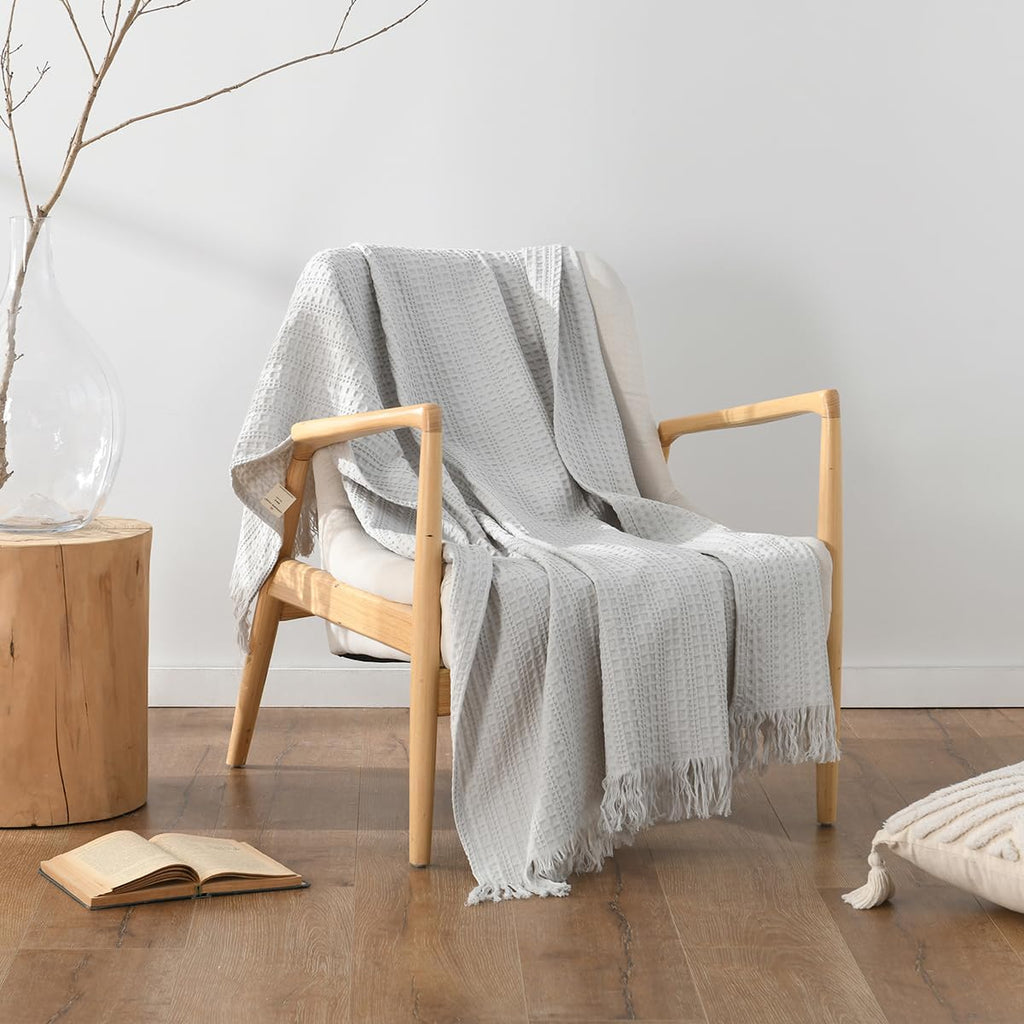 100% Cotton Waffle Blanket with Fringe, Pre-Washed Waffle Weave Blanket for All Season, Lightweight Breathable Soft
