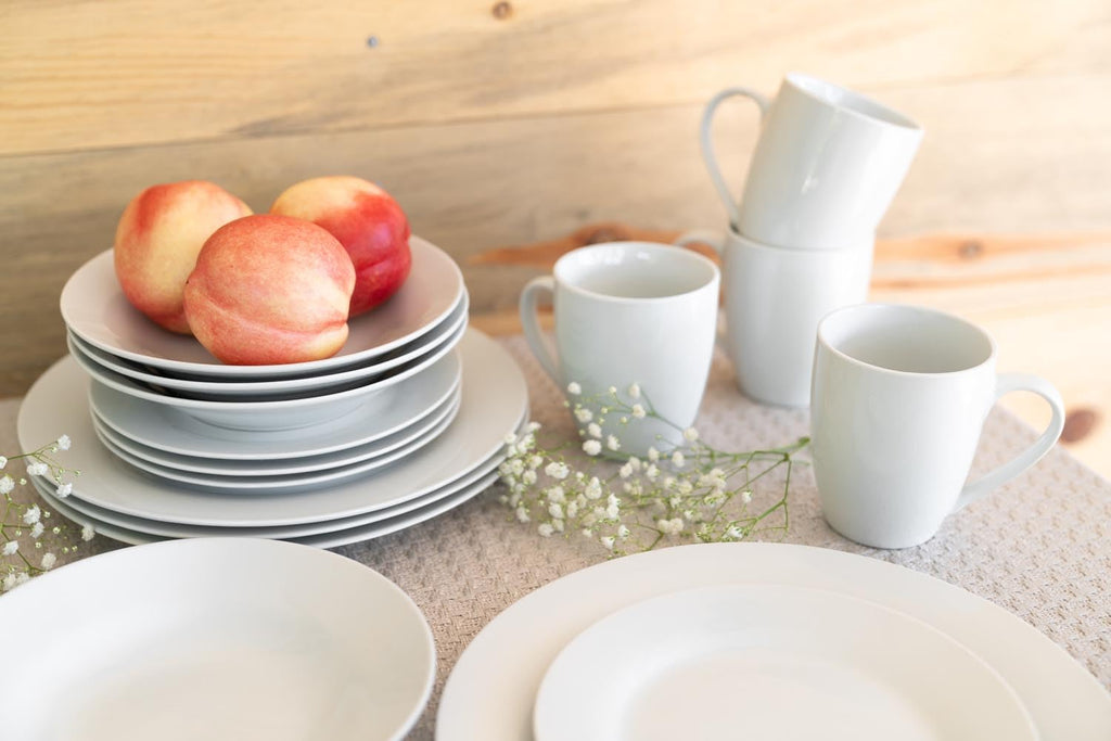 Simply Round 16 Piece Dinnerware Set, White