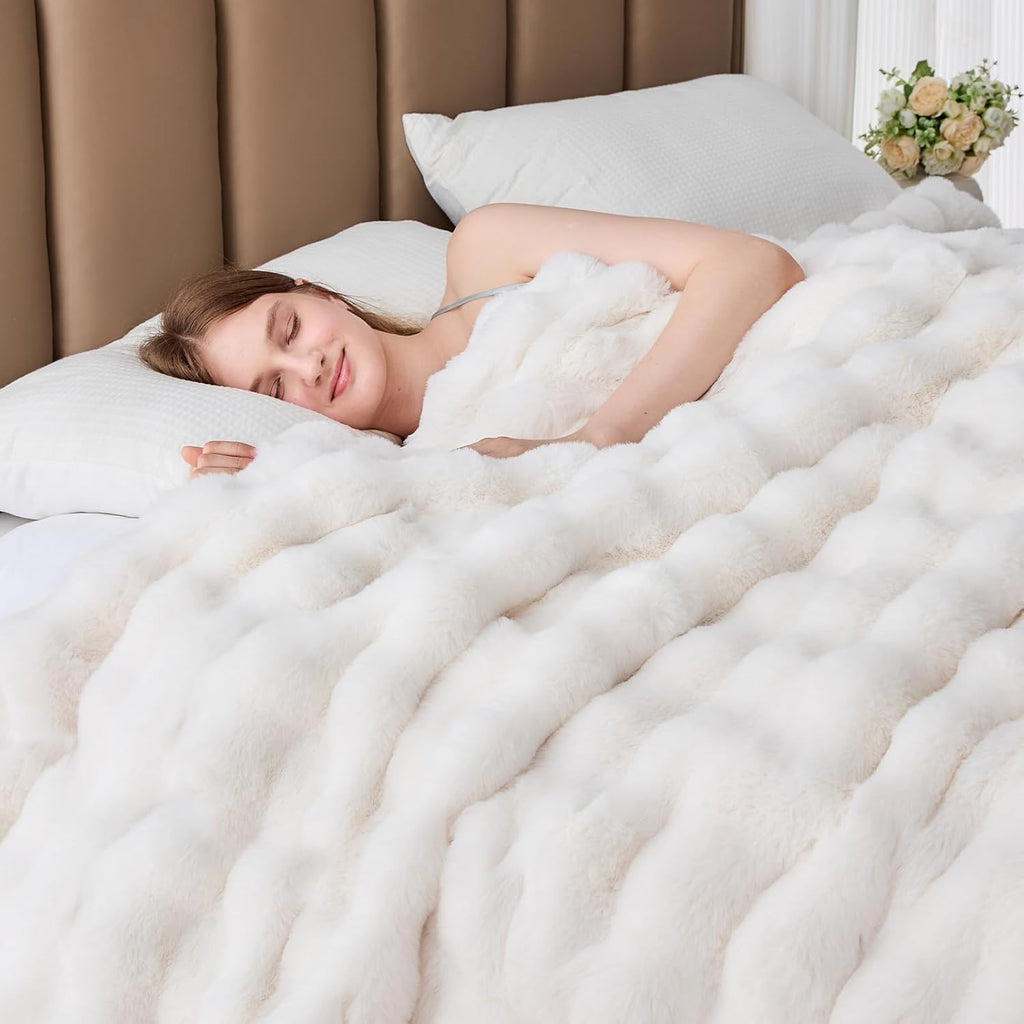 Faux Fur Throw Blanket, 1000 GSM Cozy Fuzzy Fluffy Soft Plush Thick Bubble Blanket, Mothers Day Birthday Gifts for