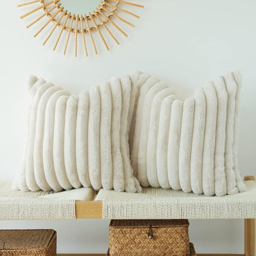 Pack of 2 Faux Fur Plush Decorative Throw Pillow Covers, 20 x 20-Inch)