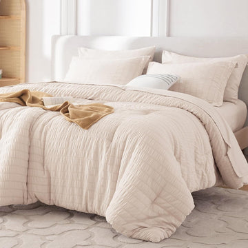 7 Pieces Comforter Set, Seersucker Bed in a Bag, All Season Luxury Bedding Set with Comforter, Flat Sheet