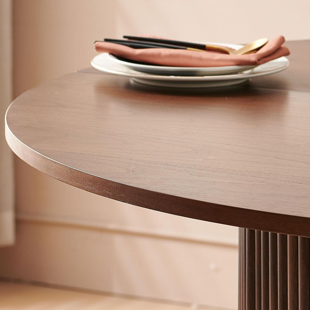 47 Inch Round Dining Table with Walnut Veneer, Rustic Farmhouse Style Kitchen Dinner Table for 4 - 6 People, MDF Core