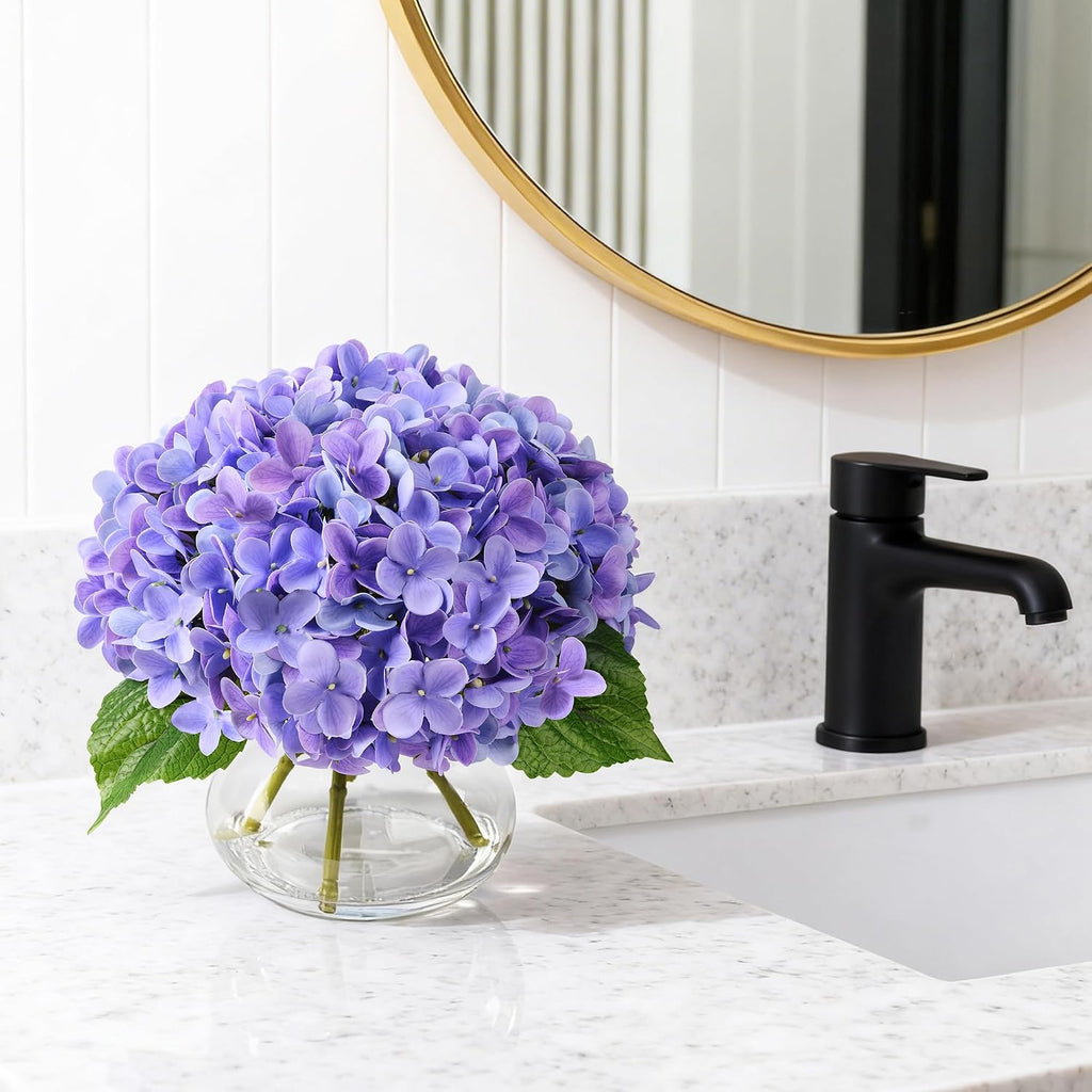 Real Touch Faux Hydrangea Flowers in Glass Vase, No Watering Needed Silk Hydrangea Artificial Flowers Wedding Decor