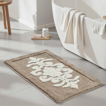 Luxury Tufted Bath Mat, Soft Beige Bathroom Rug with Elegant Fleur de Lis Floral Design, Soft, Non-Slip, Absorbent