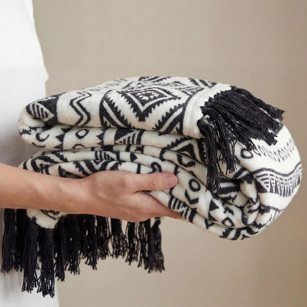 Boho Throw Blanket with Tassel, Farmhouse Western Flannel Bohemian Blanket, Vintage Native Mexican Decorative Throw