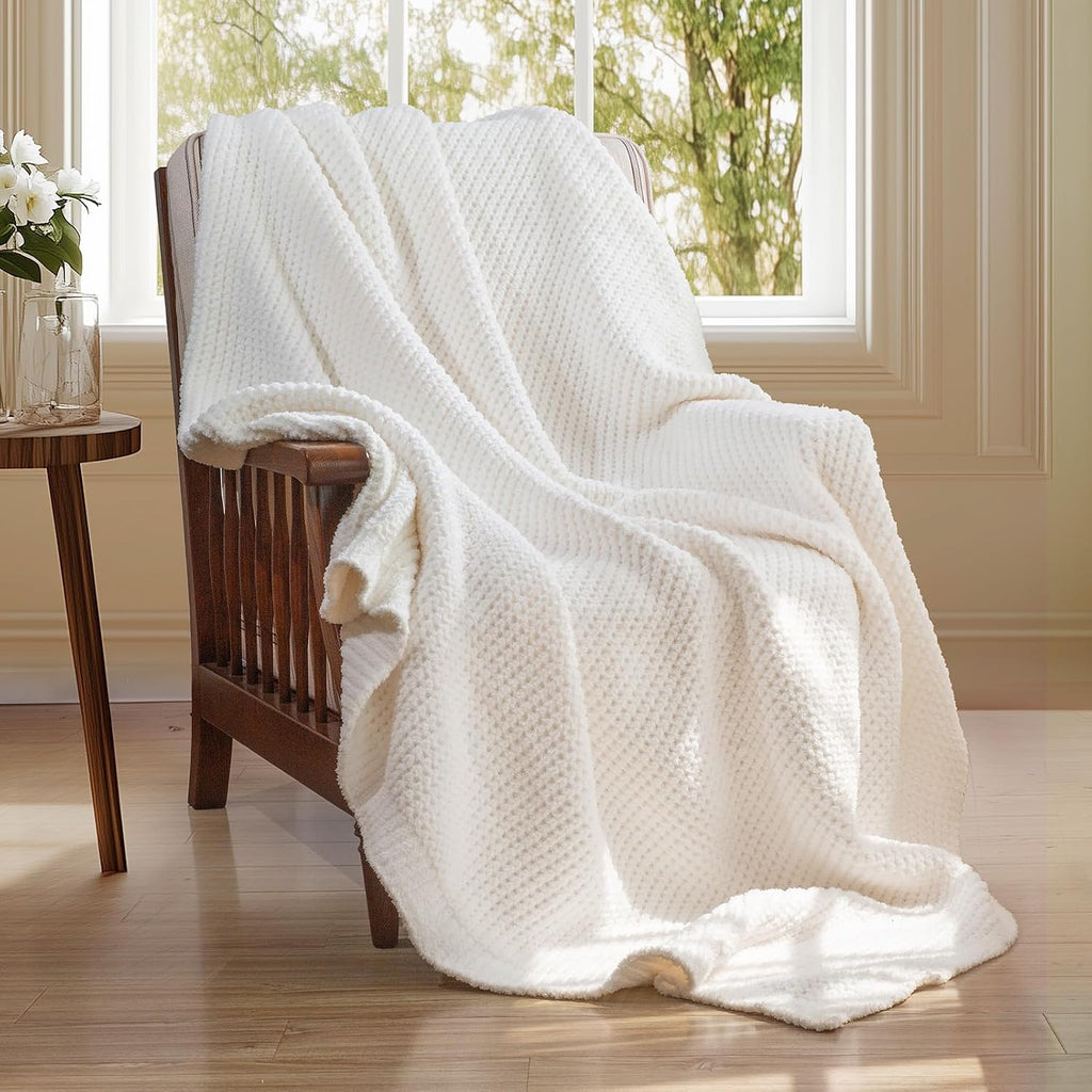 Waffle Knit Throw Blanket, Luxury Cozy Chunky Knit Throw Blanket, 50 x 60 Inch Thick Ultra-Soft Feather Yarn Knitted