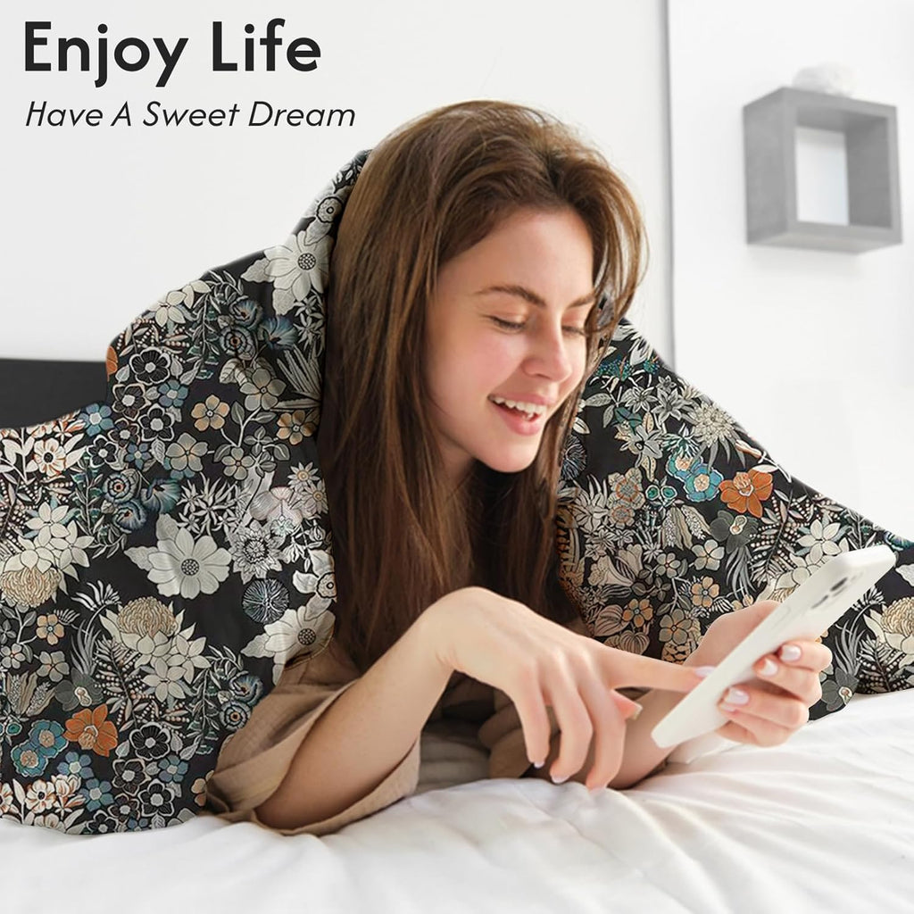 Flower 3 Pcs Duvet Cover Set, Breathable Soft Microfiber Black Lining Comforter Cover with Zipper Closure, and