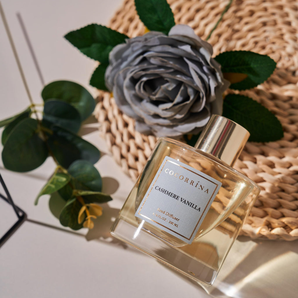 Cocorina Reed Diffuser Set, Flower Reed Diffuser Cashmere Vanilla, Scented Diffuser with Sticks Home Fragrance