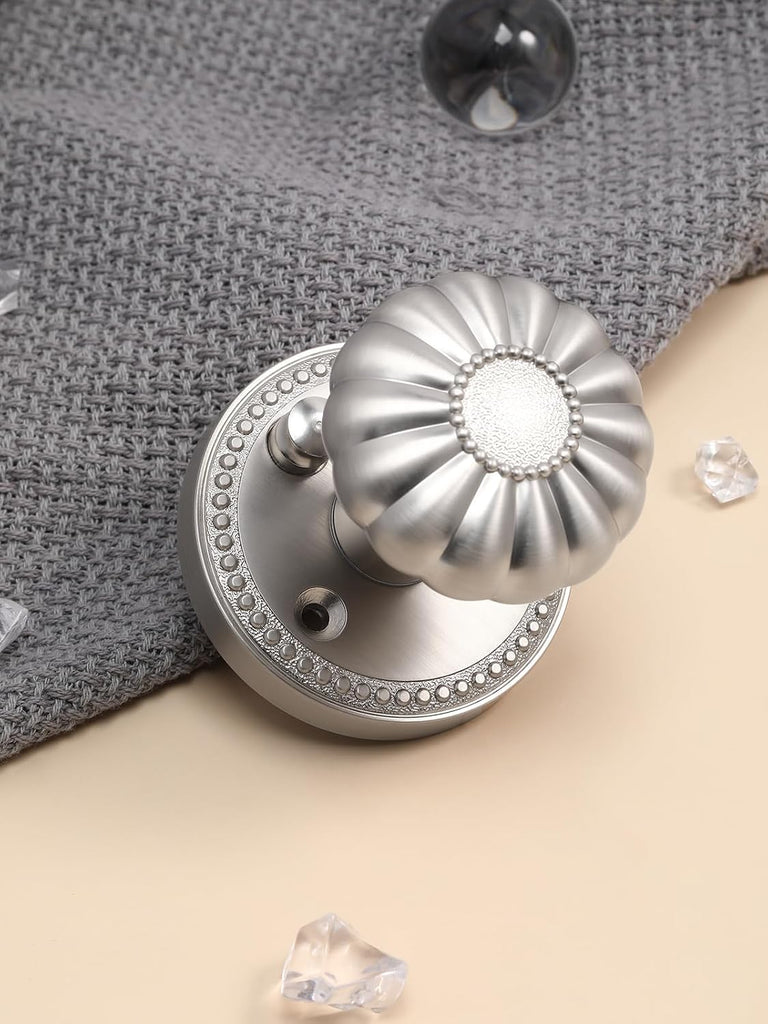 Brushed Nickel Door Knobs Interior Privacy Silvery Door Knob with Lock Satin Nickel Door Knobs and Bathroom,Zinc
