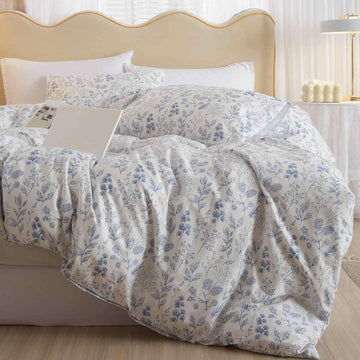 Floral Duvet Cover Set, Blue and White Flower Leaf Print Pattern Bed Set, Soft Microfiber Reversible Comforter