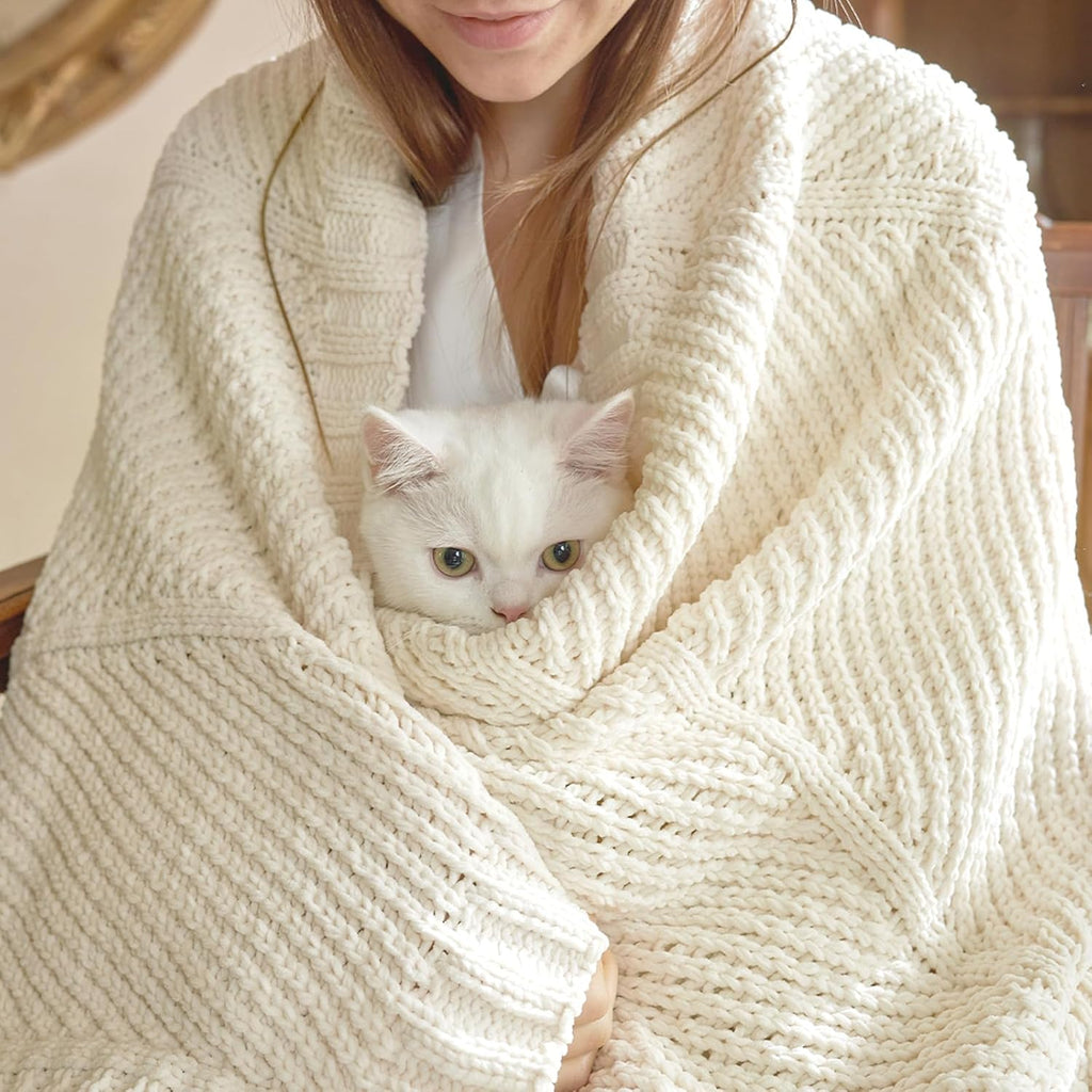 Knit Throw Blanket, Soft Chenille Cozy Breathable Chevron Chunky Decorative Blanket, French-Inspired Lightweight Warm