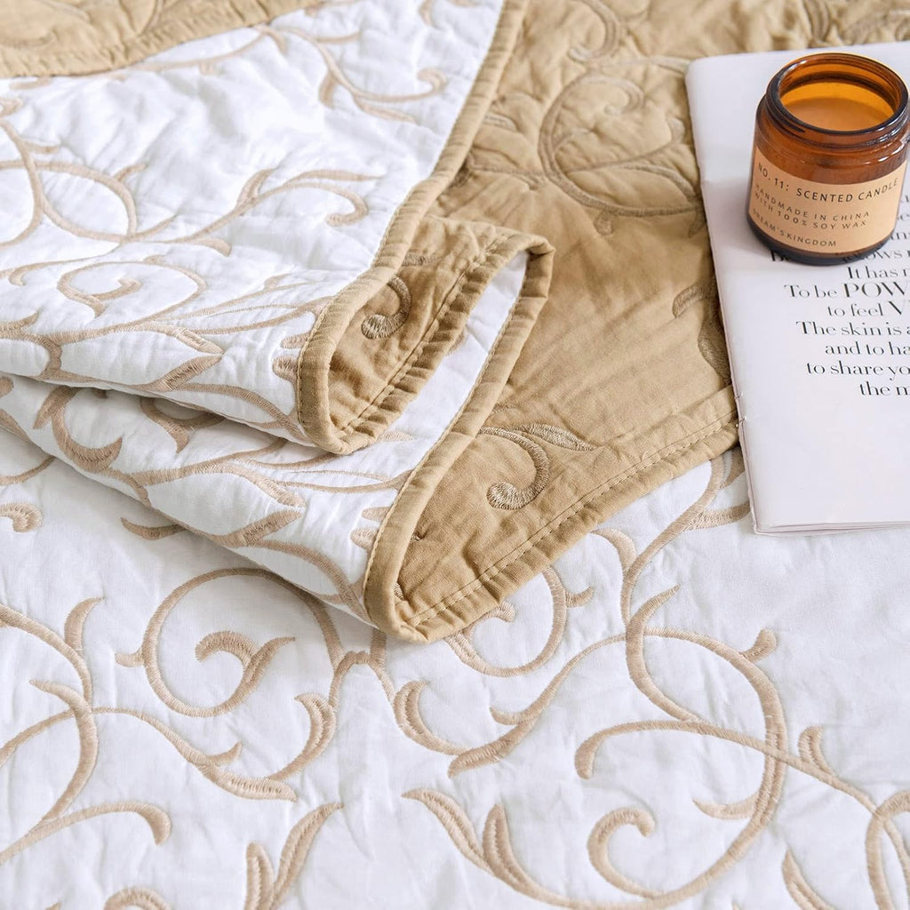 Quilt Set 3-Piece, Cotton Blend Reversible Bedspread, Elegant Beige Embroidery Pattern Coverlet with 2