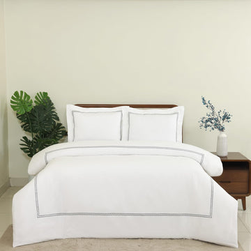 White Duvet Cover Luxury Hotel Quality Bedding Set 100% Cotton Embroidered Duvet Covers with 2 Pillow Shams