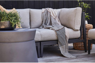 Insect-Repellent Throw Blanket with Bug Shield Technology,Lightweight Outdoor Blanket,Camping,Picnic and Beach,Forest