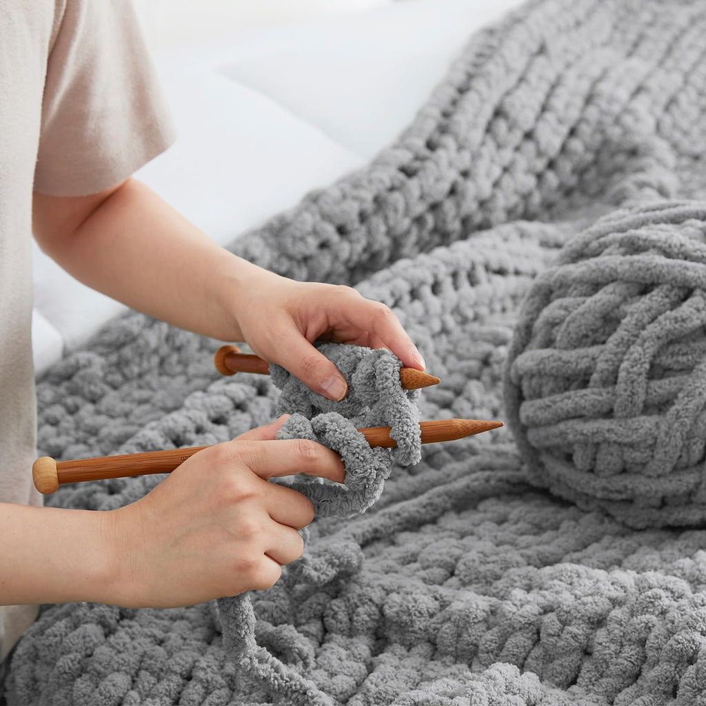 Chenille Chunky Knit Throw Blanket 50"x60", Light Grey
