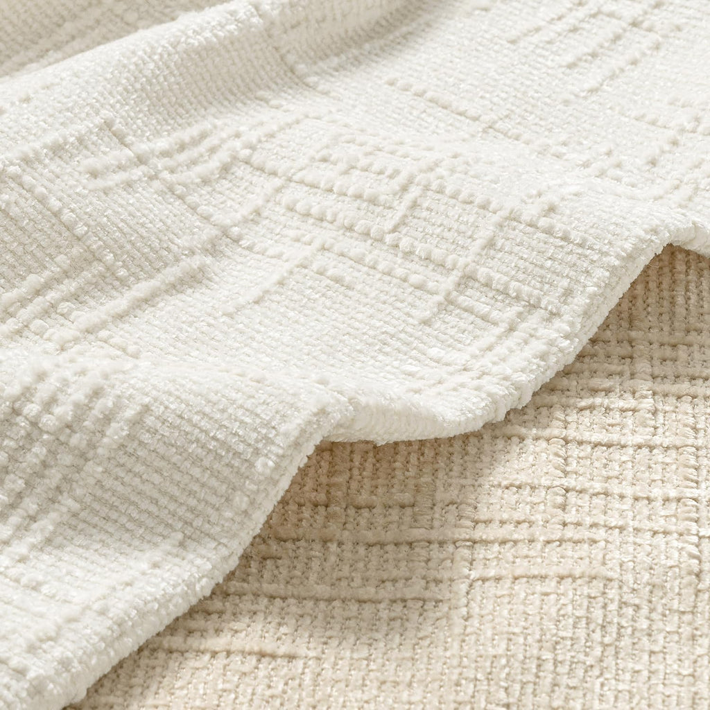 Textured Throw Pillow Covers Thick Chenille Decorative Pillows Cream White 18x18 Inch Set of 2 Modern Boho Farmhouse
