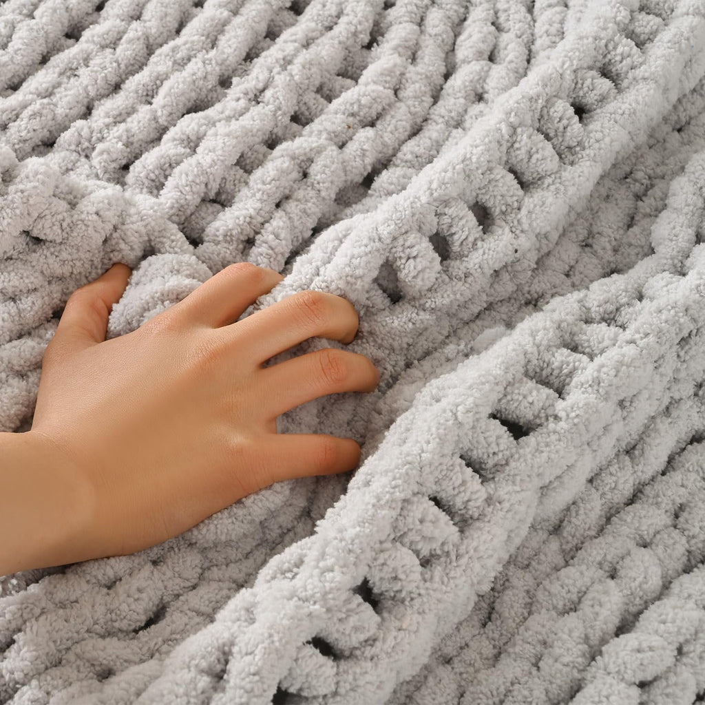 Chunky Knit Blanket Throw 50"x60", 100% Hand Knitted Chenille Throw Blanket, Cozy Soft Thick Cable Knit Throw Large