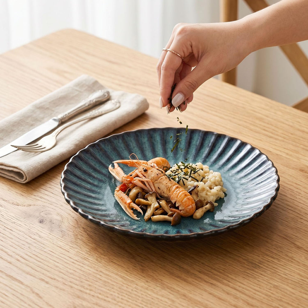 Ceramic Plate and Bowl Set, 16 Pieces, Flower Shaped、Dinnerware Set, Serves 4, Modern Dinner Salad Plate | Cereal