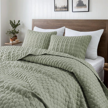 Sage Green Quilt Bedding Sets with Pillow Shams, Lightweight Soft Bedspread Coverlet, Quilted Blanket Thin