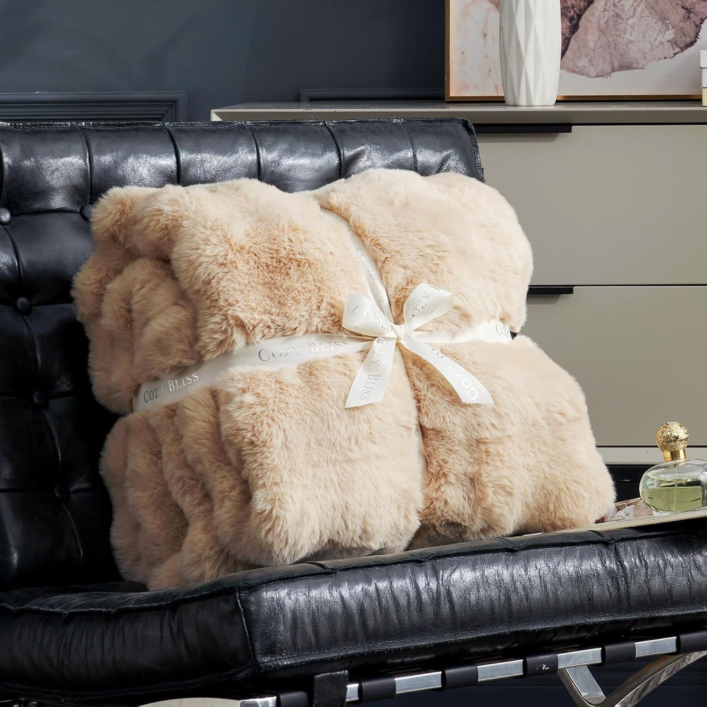 Faux Fur Throw Blanket, Fuzzy Soft Plush Thick Bubble Blanket, 50 * 60 Inches Beige