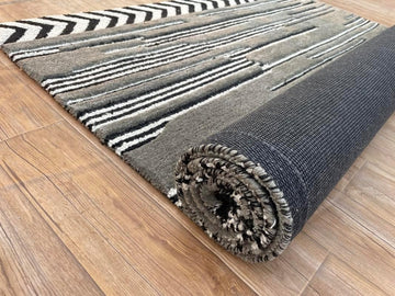 Crafted with Care: Premium Hand-Tufted New Zealand Wool Carpets for Area Rugs (Rectangular) Grey/Black1