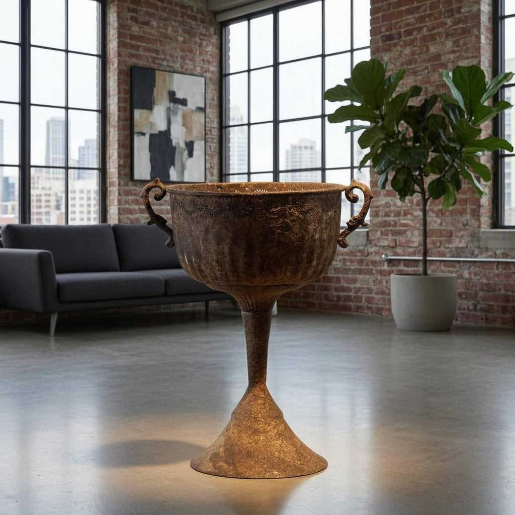 Outdoor Trophy Planter Urn Planter Pedestal Planter Decorative Urn Planter Flower Pot with Elevated Stemmed Base and