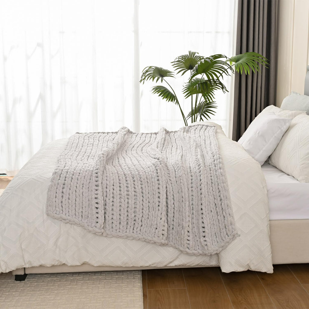 Chunky Knit Blanket Throw 50"x60", 100% Hand Knitted Chenille Throw Blanket, Cozy Soft Thick Cable Knit Throw Large