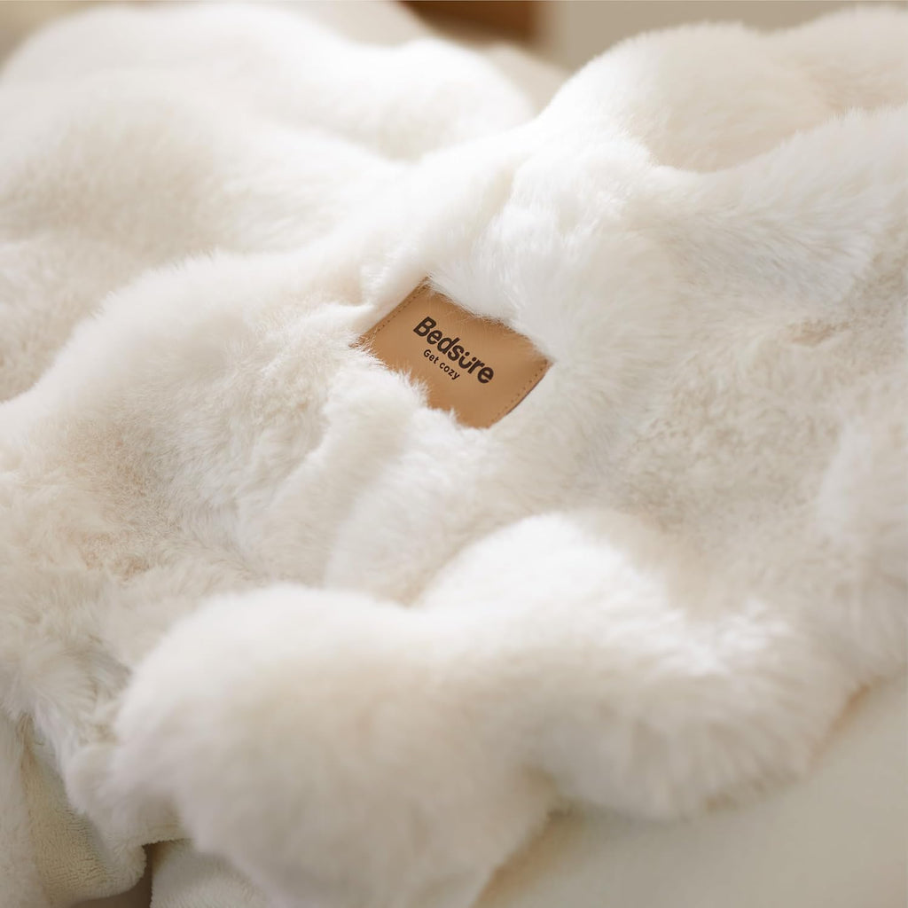 GentleSoft Fluffy Faux Fur Throw Blanket, Soft Fuzzy Fleece Blankets & Throws, Cream Bed Decor Cozy Gifts for Women