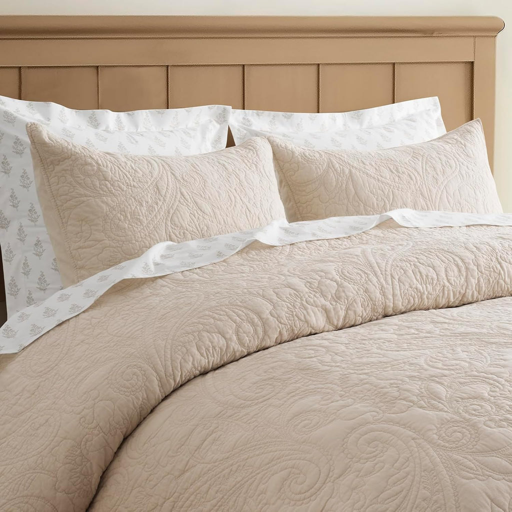 100% Cotton Paisley Quilt Set, 3 Piece Set - Prewashed Lightweight Bedspread with 2 Shams, Soft & Breathable
