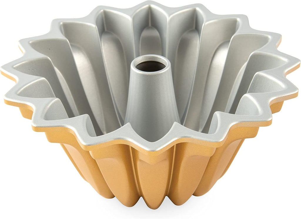 Lotus Bundt Pan Gold, 5 Cup Capacity