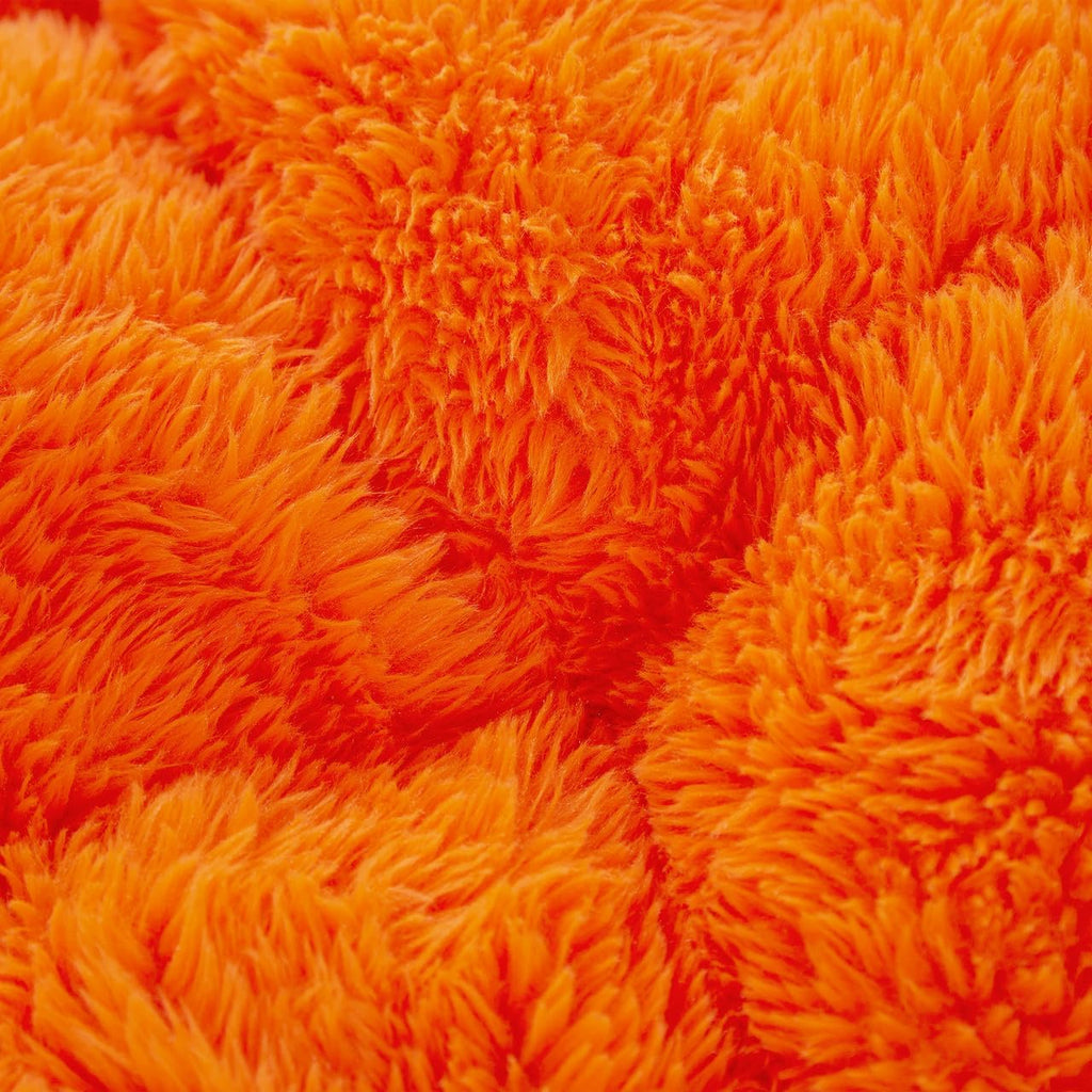 Alaskan Winters Coma Inducer King Oversized Comforter, Orange Tiger