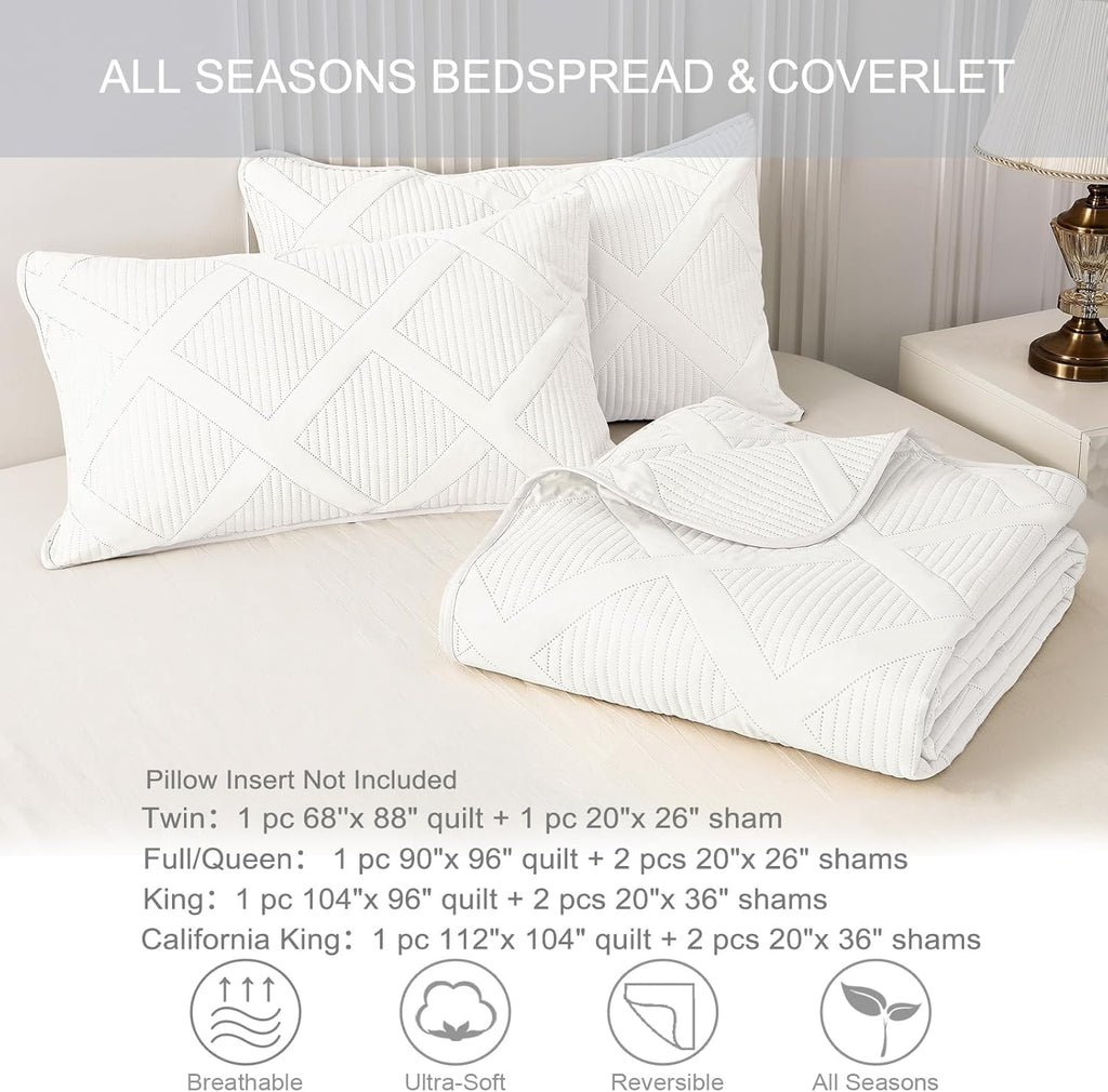 Quilts - White Quilt Set Bedspread with 2 Pillow Shams, Modern Bedding Set with Striped Pattern, Soft