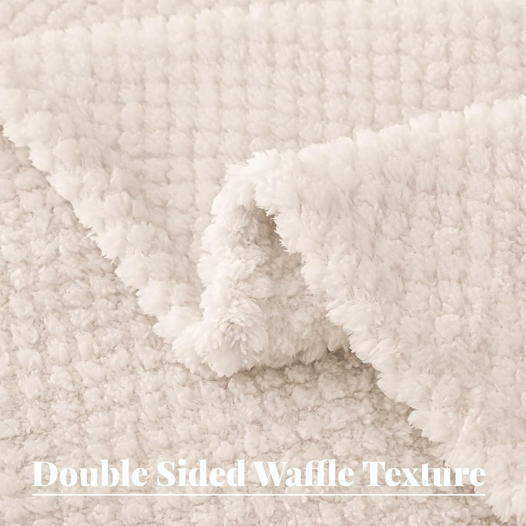 Extra Large Fuzzy Fleece Throw Blanket, 50x70 Inch Fluffy Warm Soft Jacquard Blankets for All Season, Lightweight and