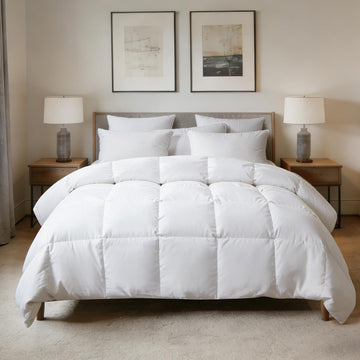 Feather Down Comforter, Natural Fluffy Duvet Insert, Luxurious Hotel Collection Quilts, All Season B