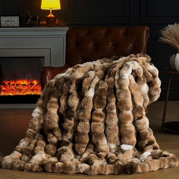 Faux Fur Throw Blanket for Couch, Fluffy Fuzzy Plush Bubble Blanket, Soft Warm Cozy Shaggy Rabbit Blanket, Luxury