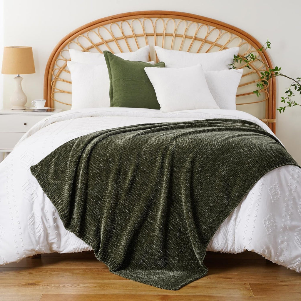 Olive Green Chenille Throw Blanket, Cozy Knit Throw Blanket, Super Soft Warm Green Blankets Chenille Blankets, 51"x67"