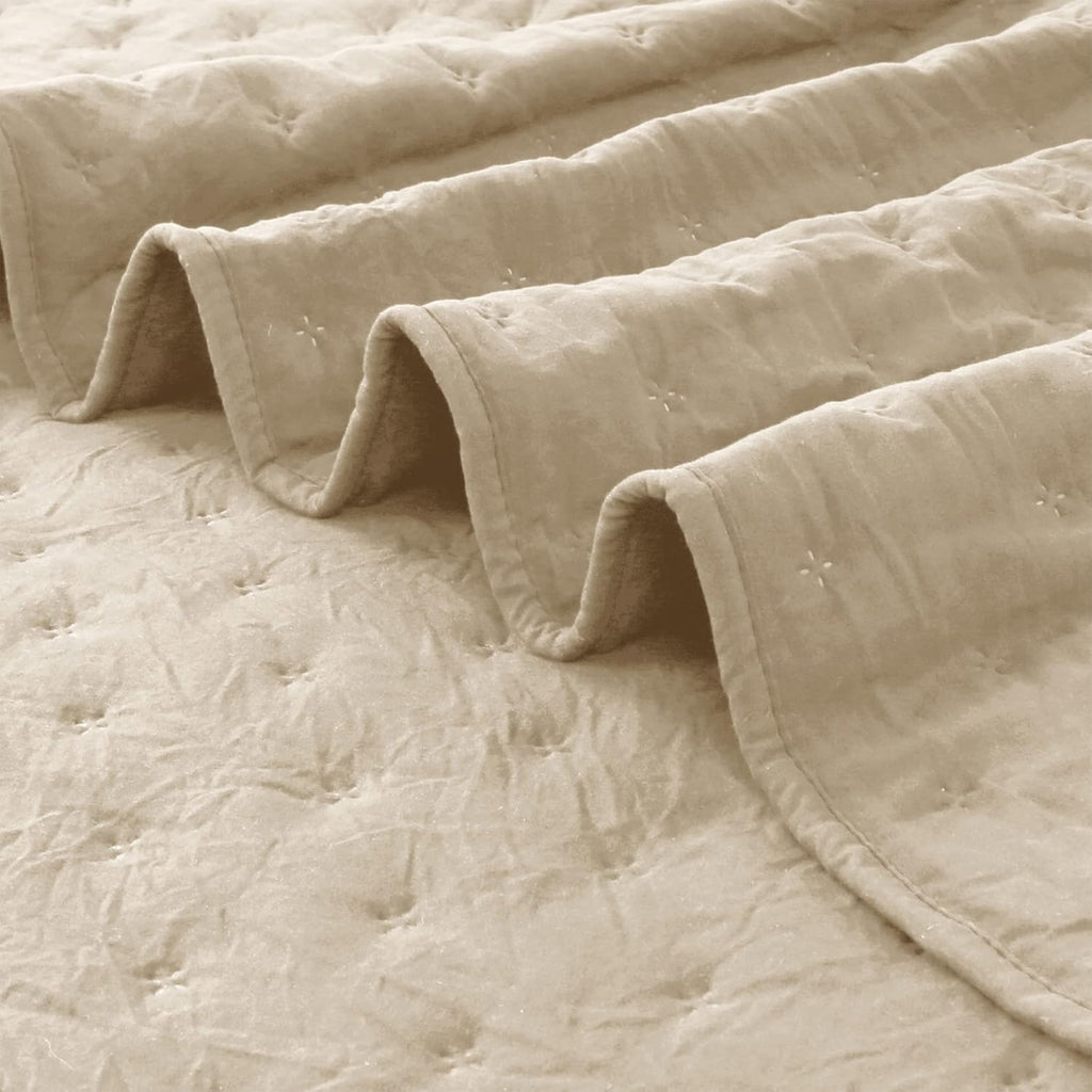 Beige Cloud Quilt Bedding Sets with Pillow Shams, Farmhouse Lightweight Soft Bedspread Coverlet, All Season